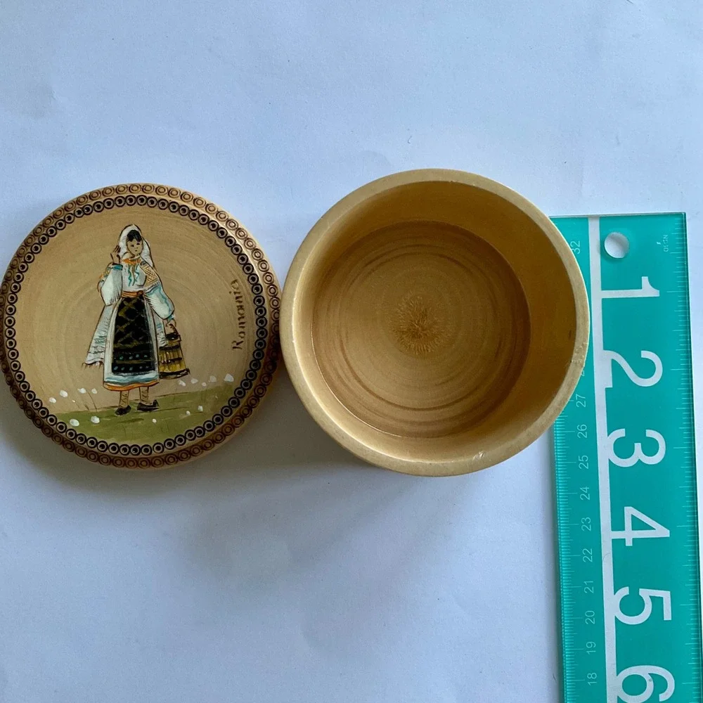 VTG Romania Hand Painted Carved Wooden Trinket Box Folk Art Lacquered Pyrography
